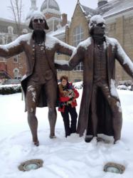 Motivational Speaker and Author Gail Hand at Washington and Jefferson University, Washington, PA posing with her marketing assistants and Washington and Jefferson themselves.